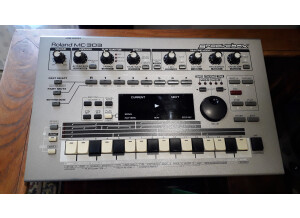 Roland MC-303 (3605)