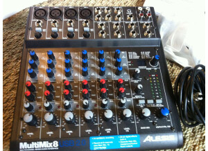 Alesis MultiMix 8 USB 2.0 (67383)