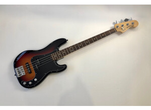 Fender American Performer Precision Bass (80109)