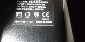 RP 70 DIGITECH - Pédalier multi-effets de guitare - NEUF