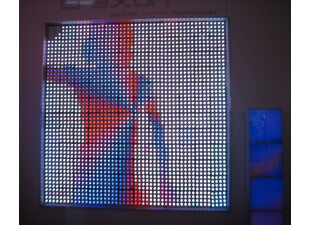 Pixel Art sur écran géant.