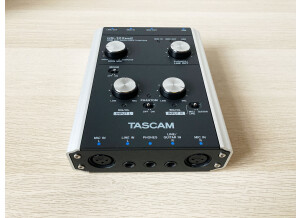 TASCAM US-122 MKII_2774