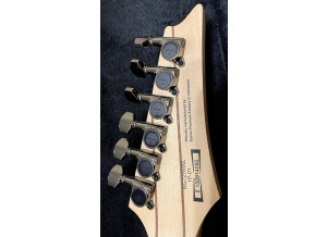 37070263-76CA-4756-8870-08E1A4E5E963