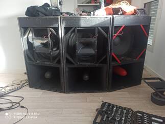 EAW KF600I