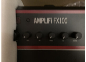 Line 6 AMPLIFi FX100