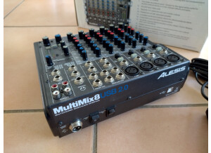 Alesis MultiMix 8 USB 2.0