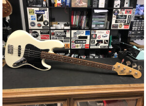 Squier Silver Precision Bass (47779)