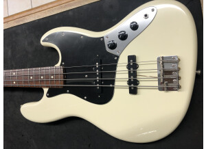 Squier Silver Precision Bass