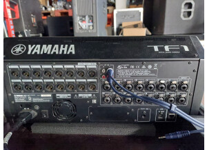 Yamaha TF1 (31513)