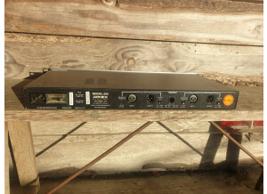 Aphex Model 250 Aural Exciter Type III