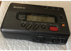 Sony TCD-D7 (7882)