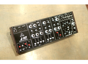 Behringer CAT Synthesizer (53259)