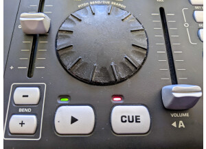Behringer B-Control Deejay BCD3000 (27686)
