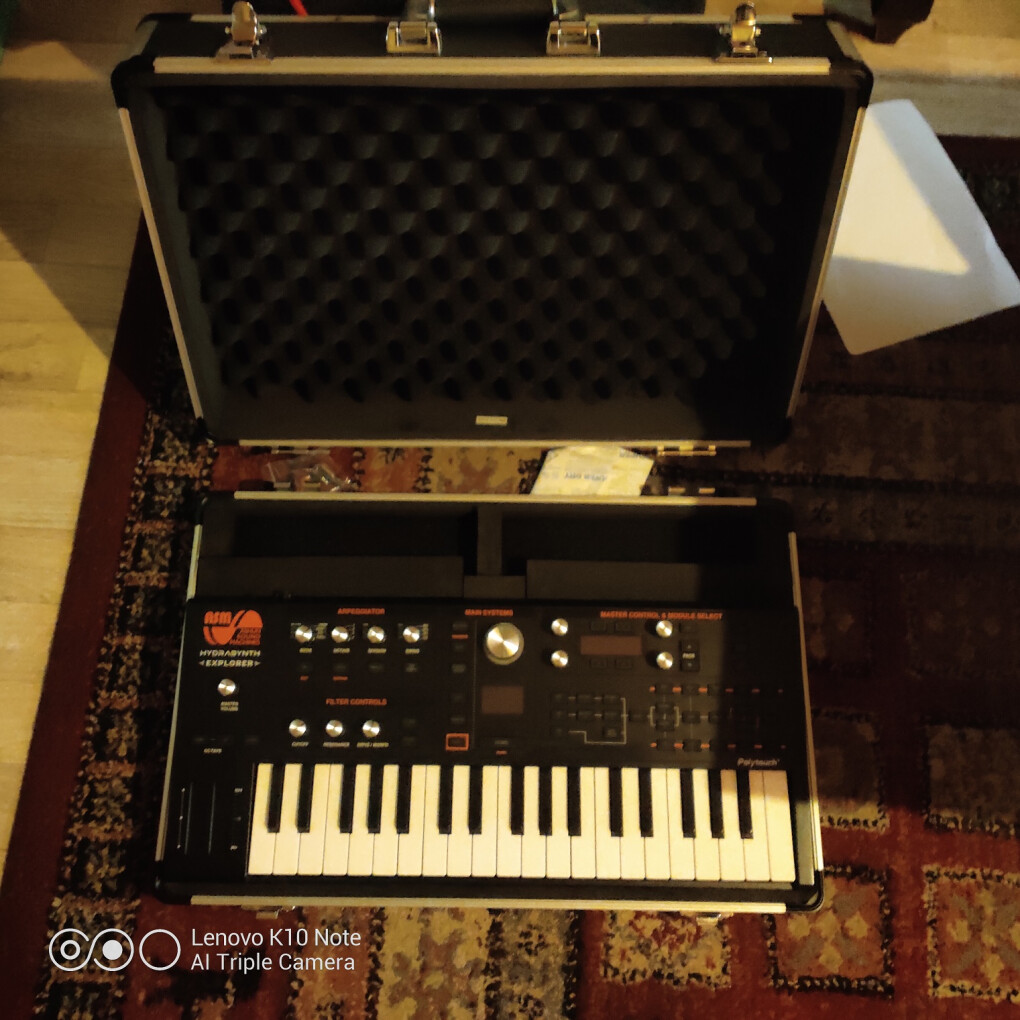 4110321.jpg 4110321.jpg