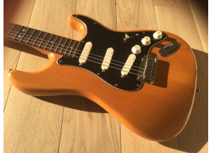 Fender American Deluxe Stratocaster [2003-2010] (9093)