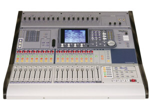 Tascam DM-3200 (59858)
