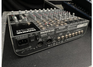 Mackie 1202-VLZ3 (50097)