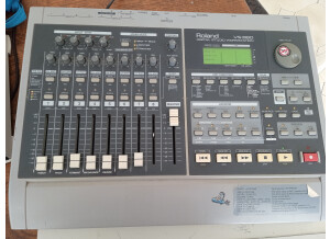 Roland VS-880 (47221)
