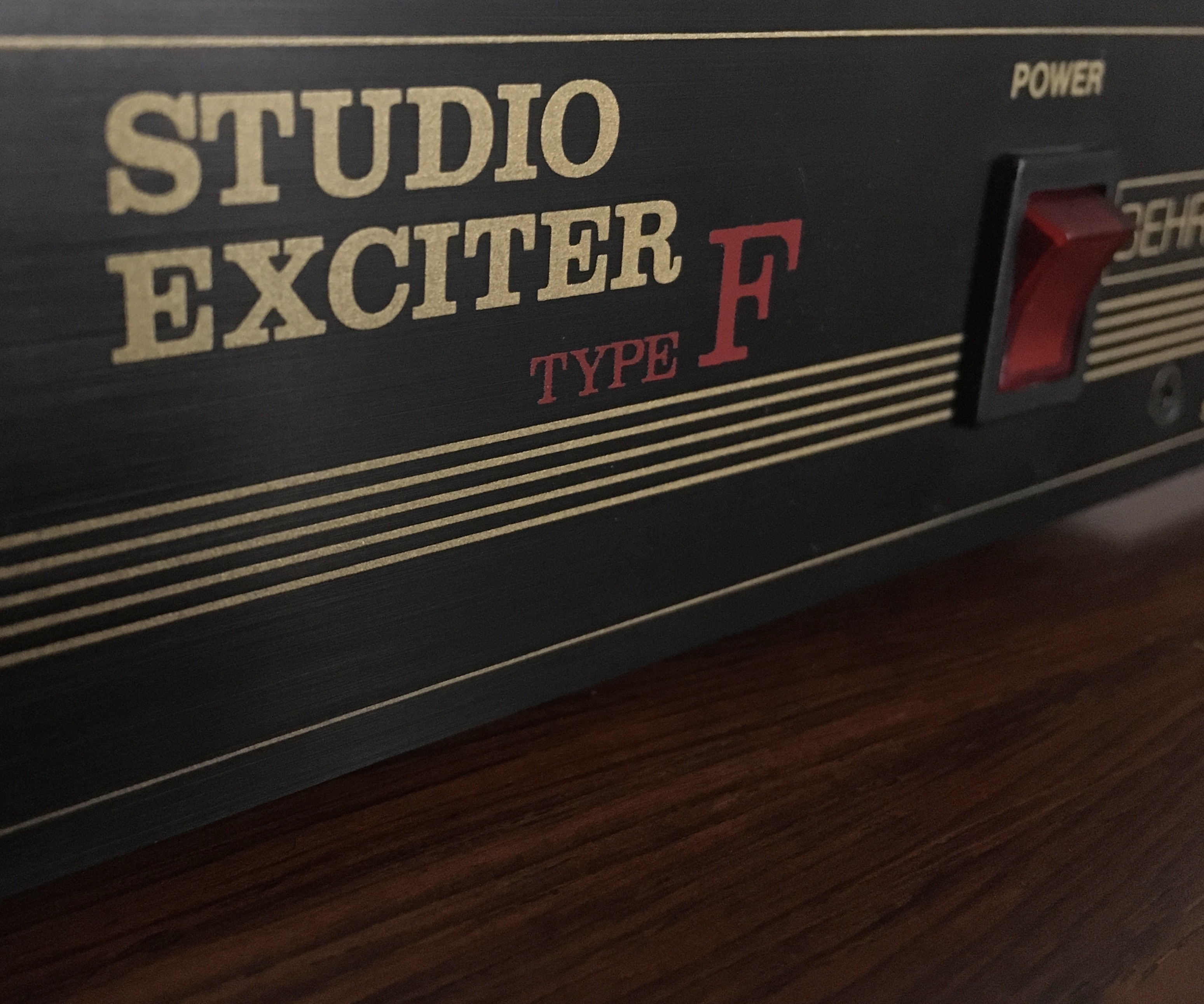 Behringer Studio Exciter type F (28722)