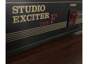 Behringer Studio Exciter type F (28722)