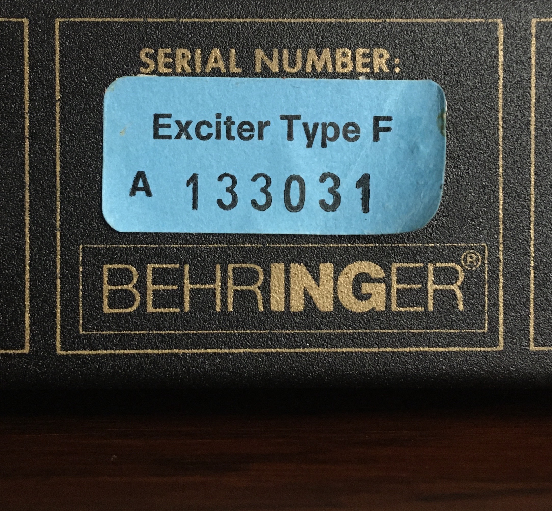 Behringer Studio Exciter type F (90825)
