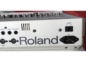 Roland TR-909 (77955)