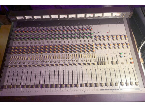 Tascam M-520 (37058)