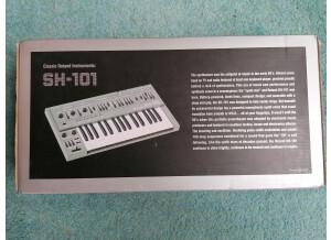Roland SH-01A (97960)