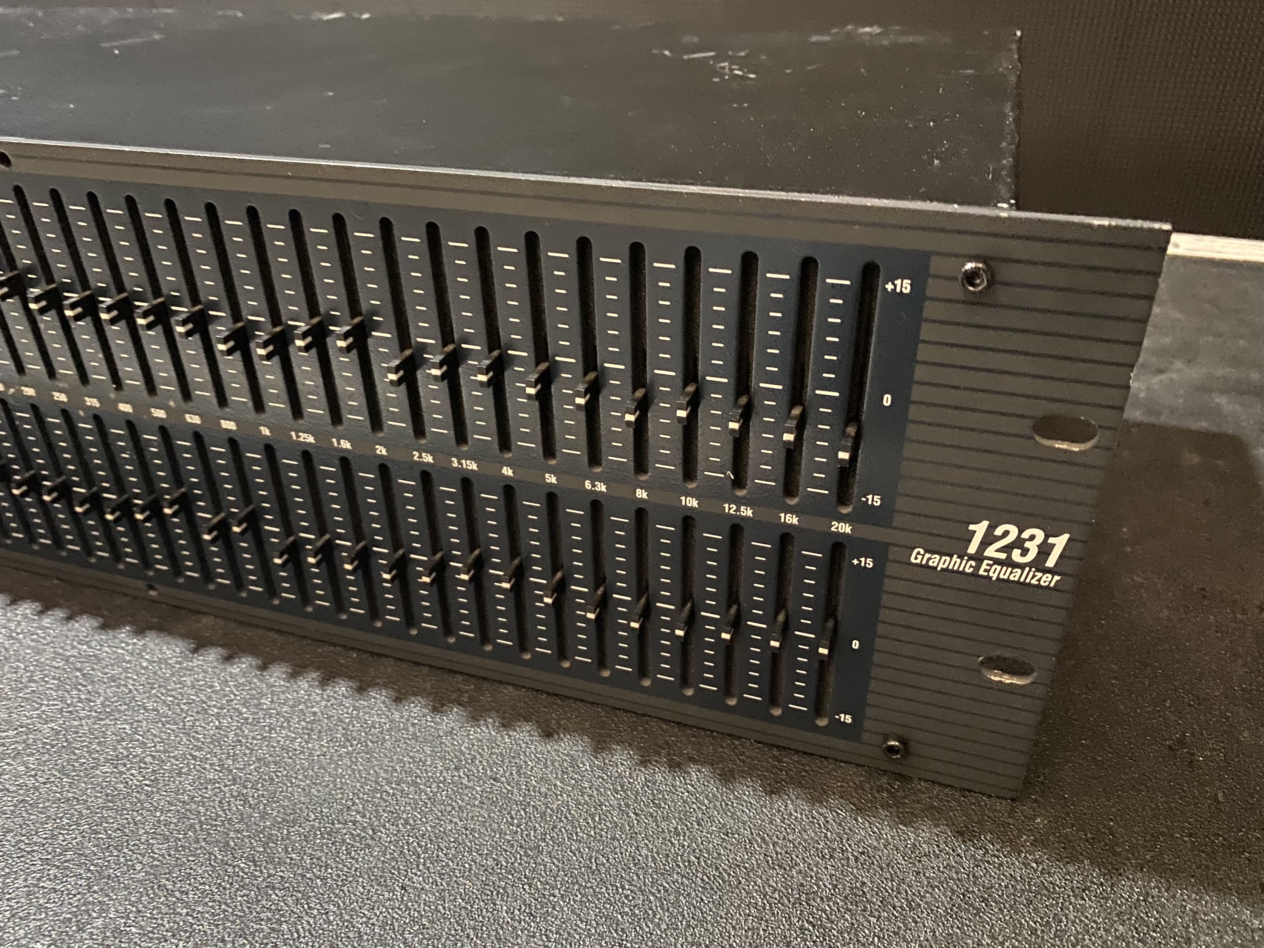 dbx 1231 (91143)