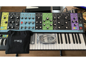 Moog Music Matriarch (32647)