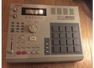 Akai Professional MPC2000 (38392)