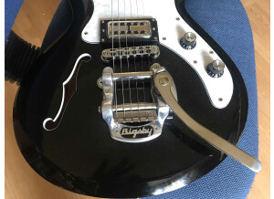 Bigsby-C77