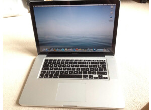 Apple macbook pro unibody 15" (45301)