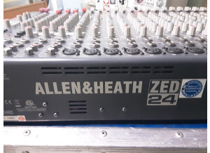 Allen & Heath ZED-24 (62866)