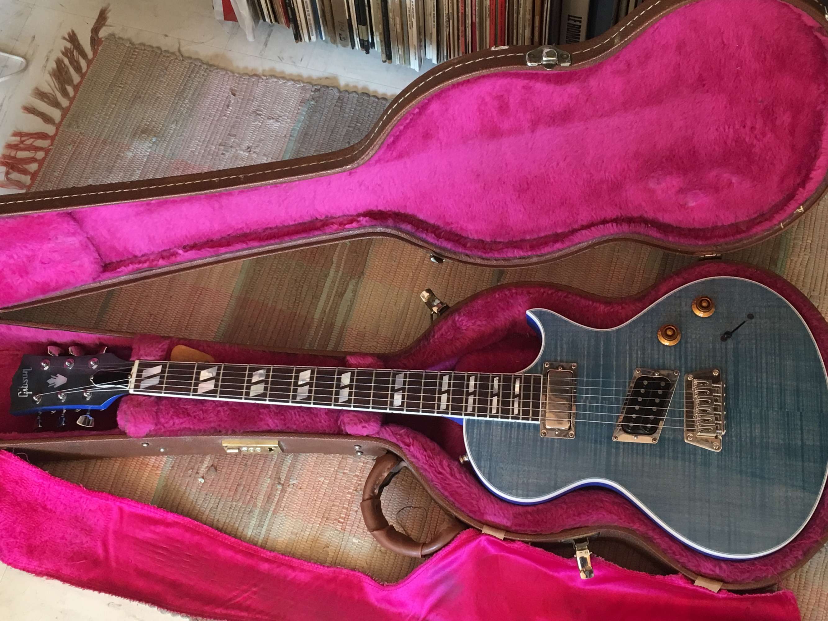 Gibson Nighthawk Special