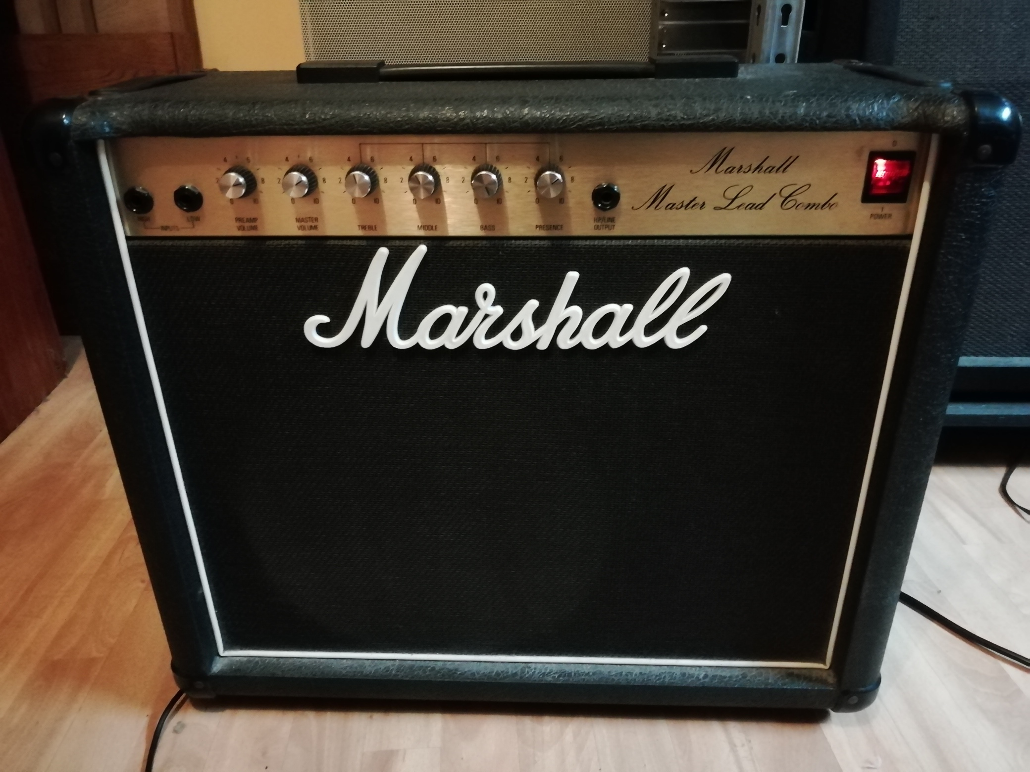 Pictures and images Marshall 5010 Master Lead Combo [1982-1991