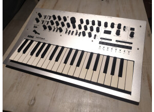 Korg Minilogue (73420)