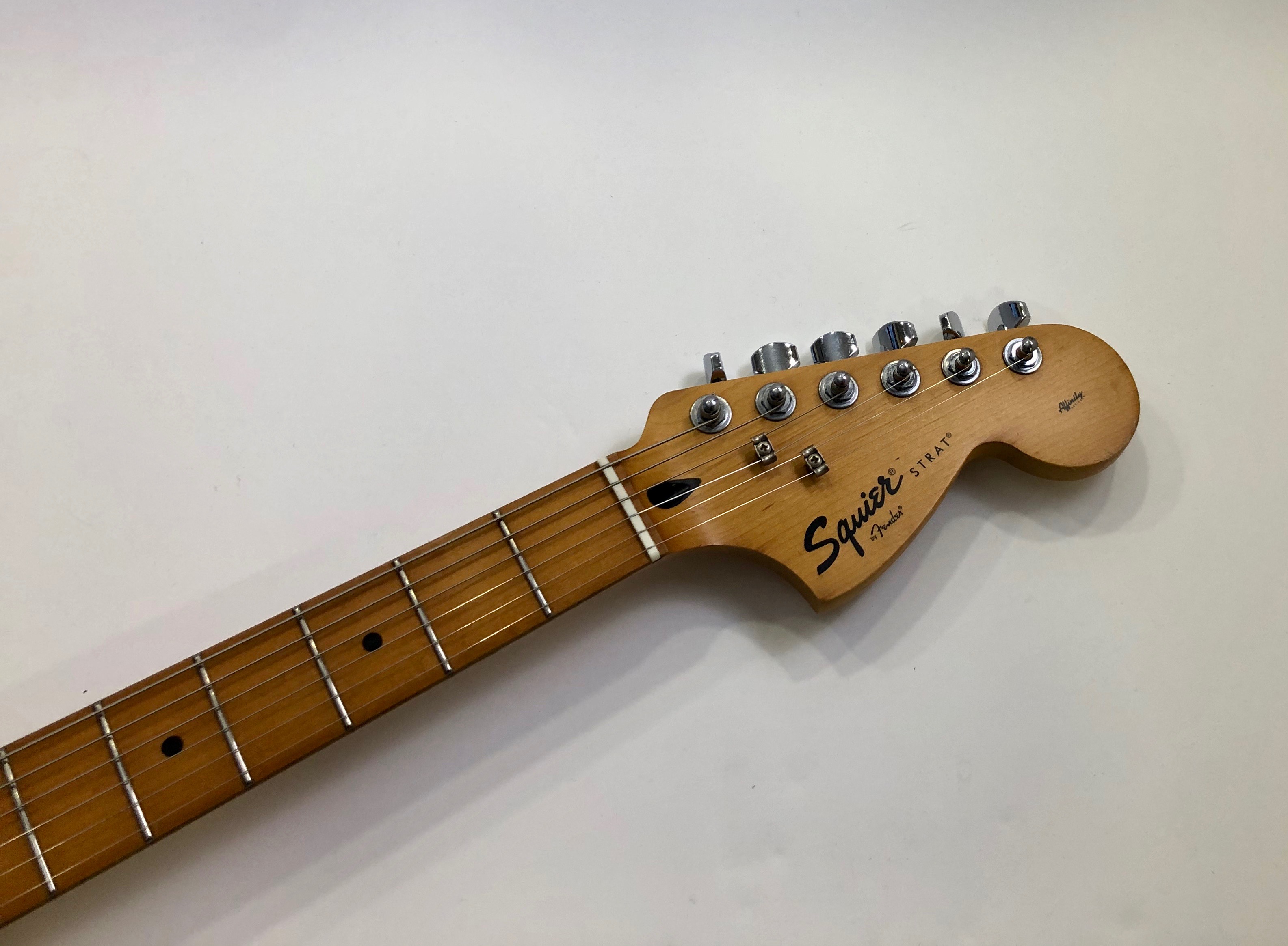 Squier Hello Kitty Strat (94927)