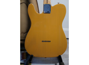 Fender Blonde Player Tele with Custom Shop ’51 Nocaster pickups (68950)