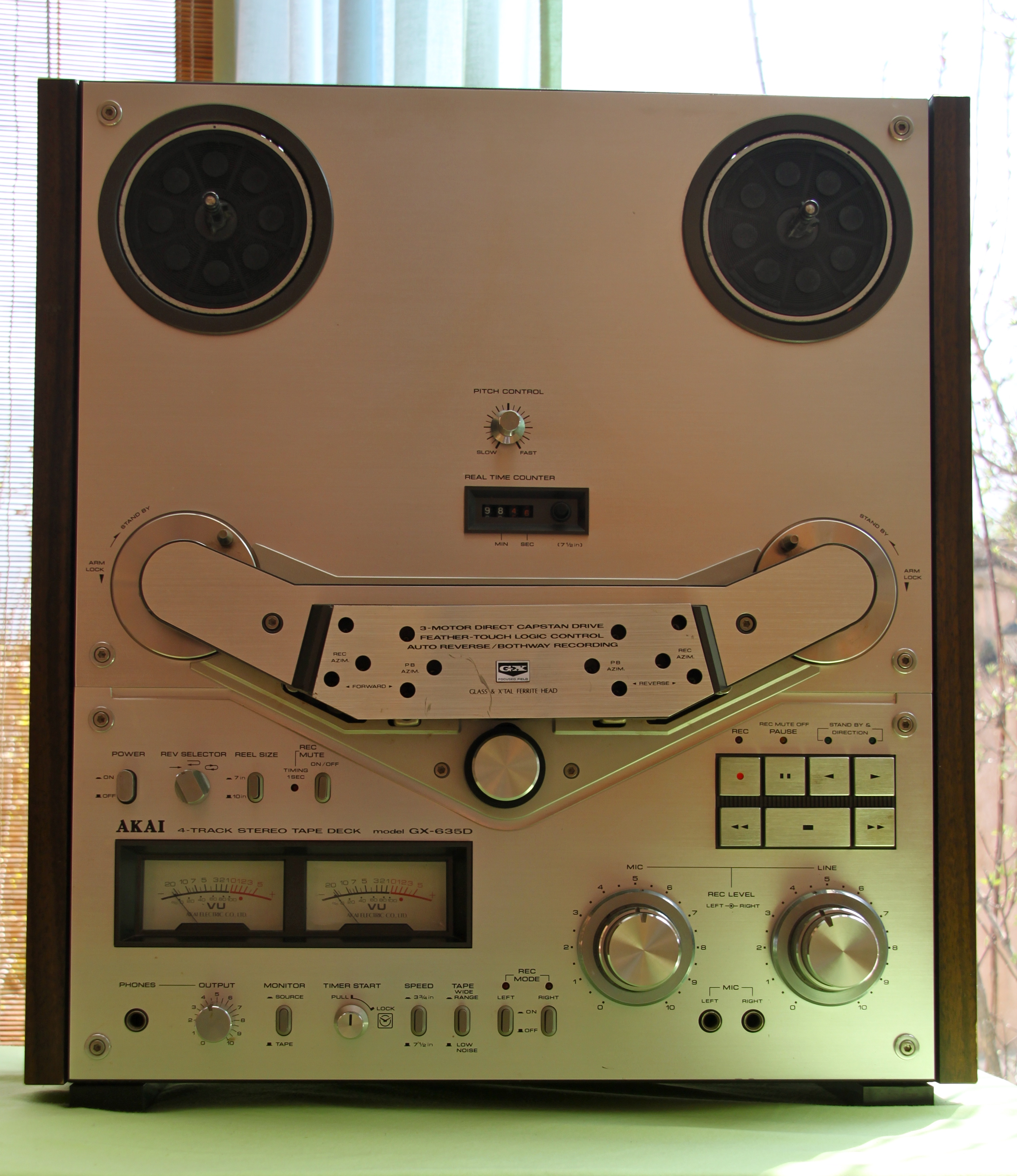 Akai Professional GX-635D