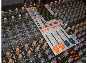 Behringer [XENYX Series] XL2400