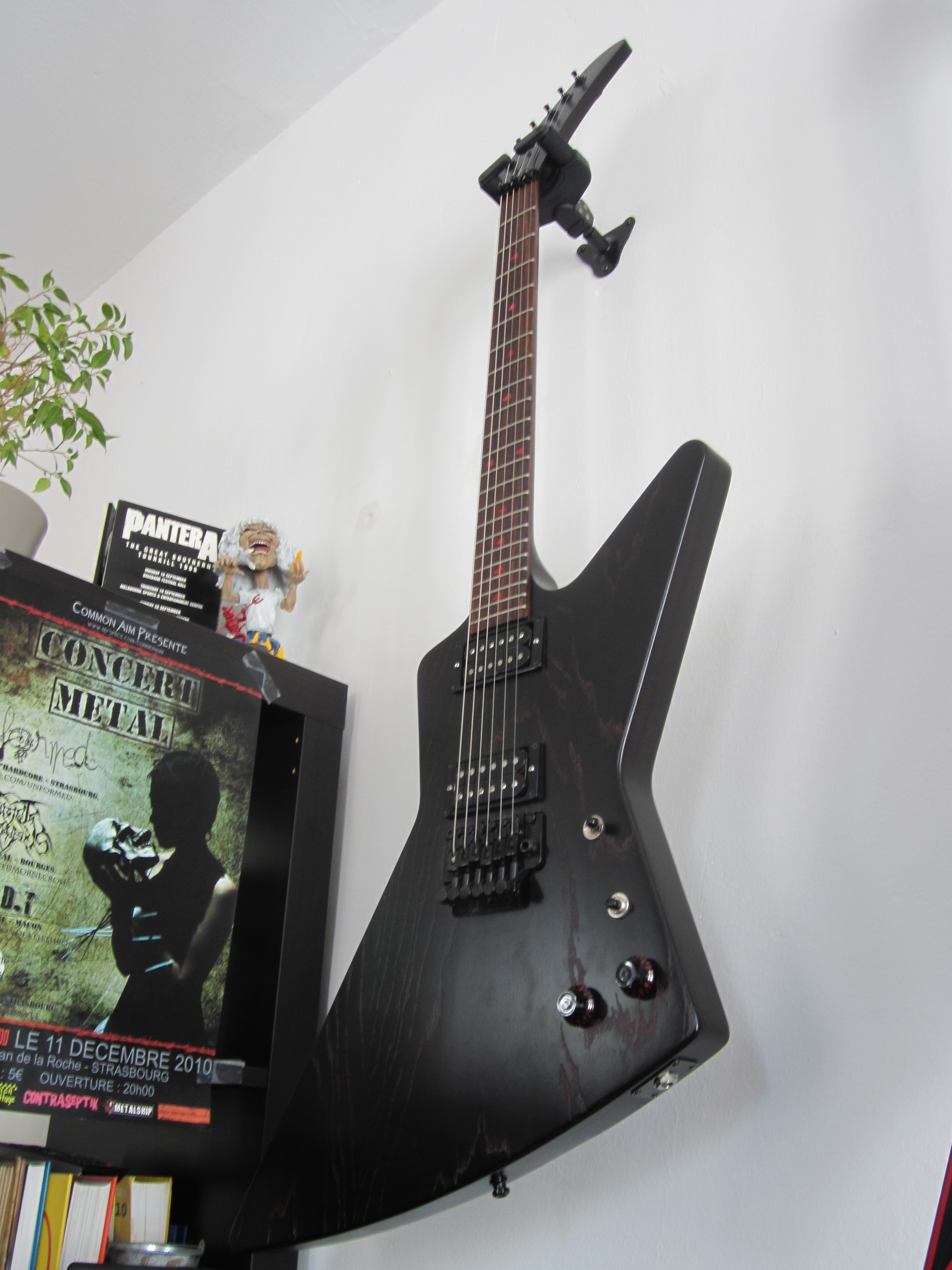 Gibson Explorer Vampire Blood Moon