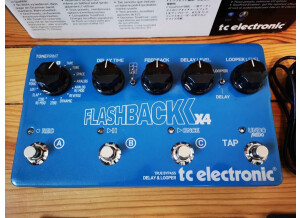 TC Electronic Flashback x4 (43930)