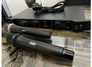 AKG DSR800