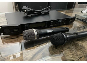 AKG DSR800