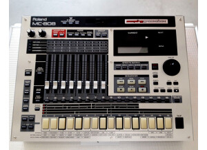 Roland MC-808 (83664)