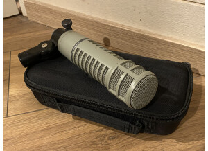Electro-Voice RE20 (92042)