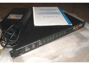 Philips IS-5022 Mk2 Broadcast sound Enhancer (13046)