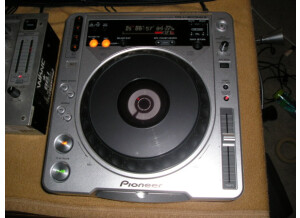 Pioneer CDJ-800 MK2 (2947)