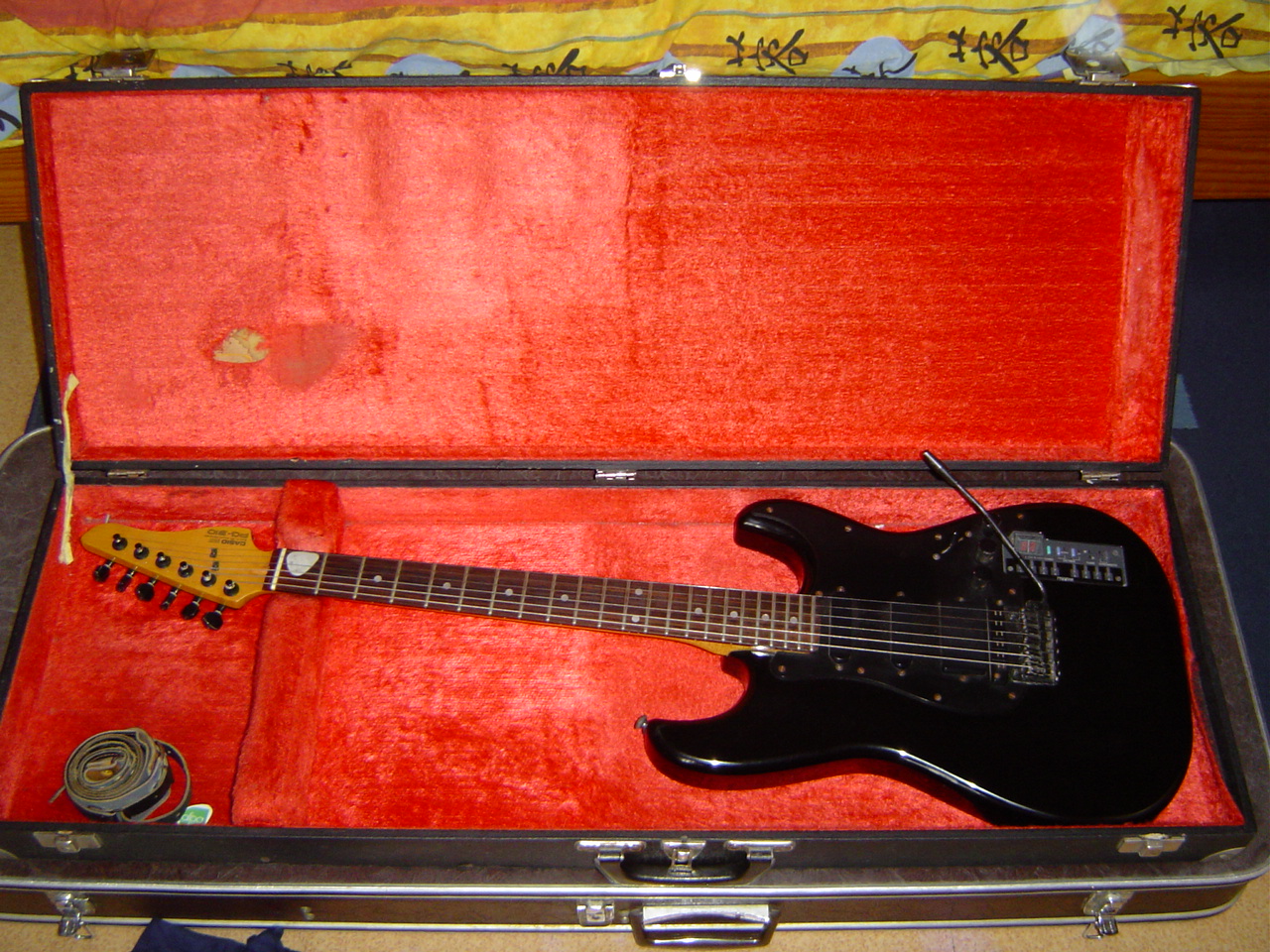 Casio PG 310 Guitar Synth